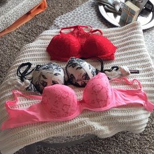 Victoria’s Secret bras